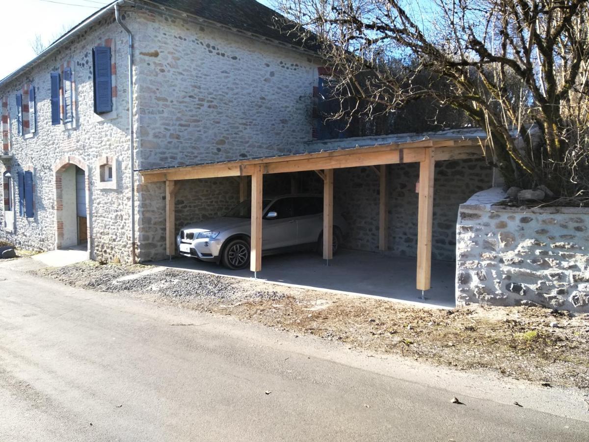 Le Relais Des Capucines Bed & Breakfast Largnac Exterior photo