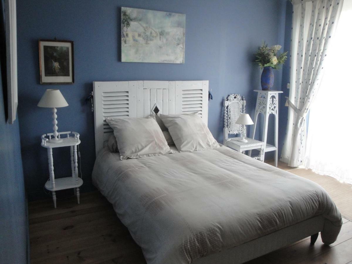 Le Relais Des Capucines Bed & Breakfast Largnac Exterior photo